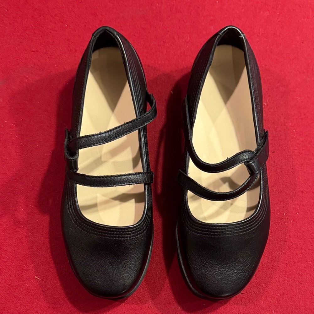 Apex Classic Black Mary Jane Flats